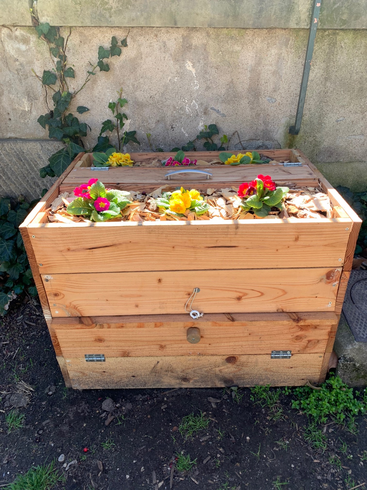 Lombricomposteur potager en bois - Patiocomposteur sur roulettes